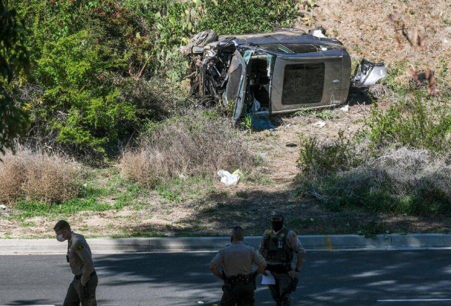 Tiger Woods sufrió accidente automovilístico - Noticia de Ecuador