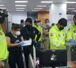Allanamiento en SRI de Guayaquil - Noticias de Ecuador