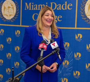Madeline Pumuriega - Miami Dade College - Noticias de Ecuador