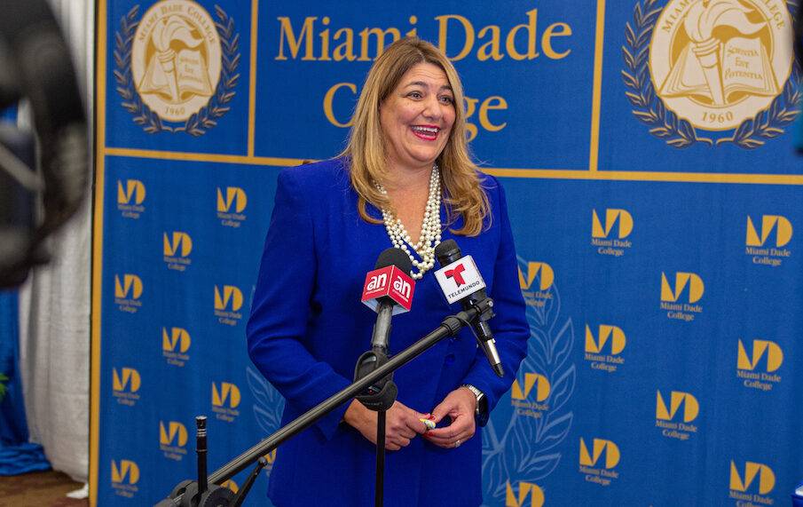 Madeline Pumuriega - Miami Dade College - Noticias de Ecuador