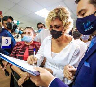 Municipio de Guayaquil presenta medida cautelar contra Pfizer - Noticias de Ecuador