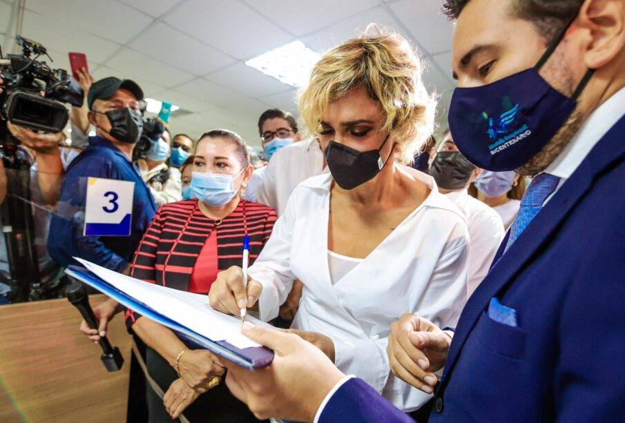 Municipio de Guayaquil presenta medida cautelar contra Pfizer - Noticias de Ecuador