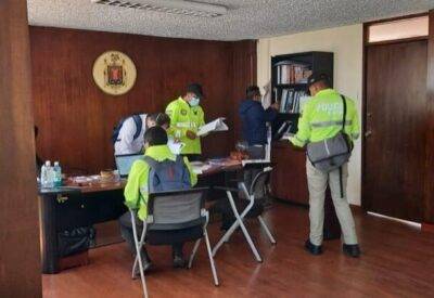 Allanan domicilio del alcalde de Quito Jorge Yunda y de un exfuncionario del municipio - Noticias de Ecuador