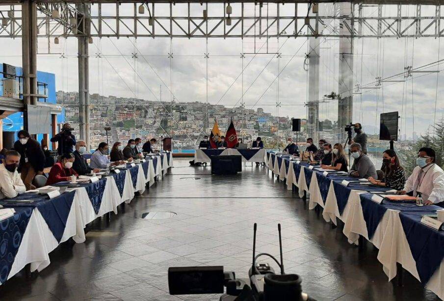 Sesión del Concejo Metropolitano del 15 de abril - Noticias de Ecuador