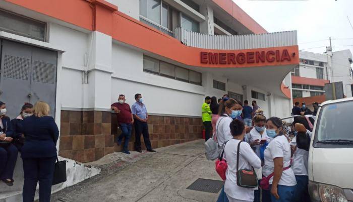Mujer asesinada dentro de una clínica en Guayaquil - Noticias de Ecuador