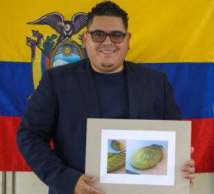 Ecuatoriano que diseñó las medallas de la Copa América - Noticias de Ecuador