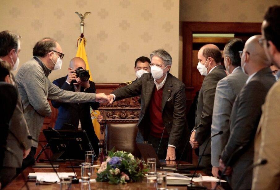 Gobierno busca un acuerdo de libre comercio con EE.UU. - Noticias de Ecuador