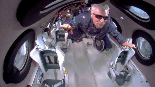 Multimillonario Richard Branson en el espacio - Noticias de Ecuador