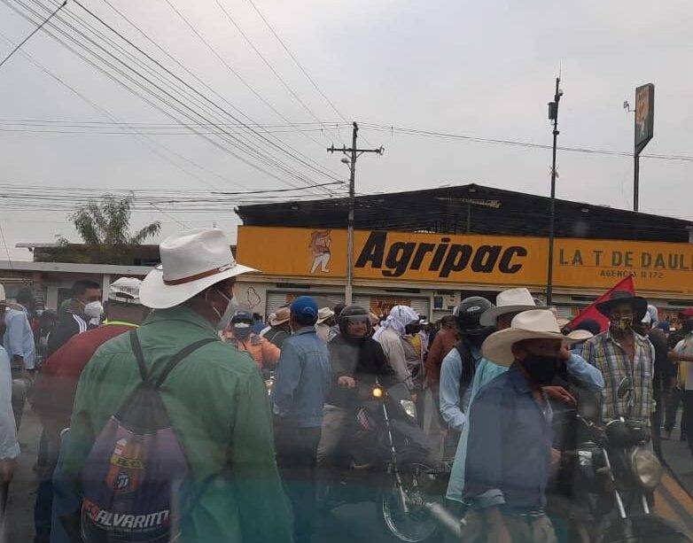 Paro nacional de agricultores - Noticias de Ecuador