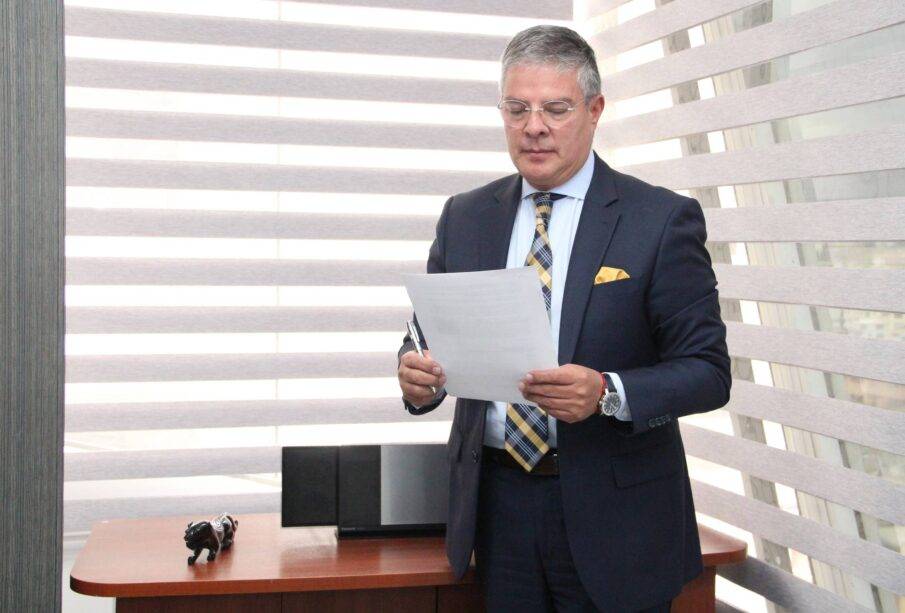 Dudas ante la designación de Carlos Riofrío como contralor subrogante - Noticias de Ecuador