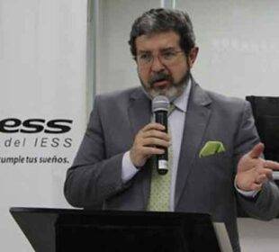 Diego Burneo viceministro de Finanzas renuncia a su cargo - Noticias de Ecuador
