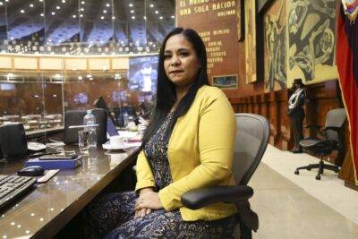 Fiscalía inicia investigación en contra de la asambleísta Bella Jiménez - Noticias de Ecuador