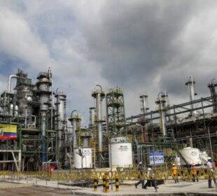 Meta de 40.000 barriles para el 2021 - Noticias de Ecuador