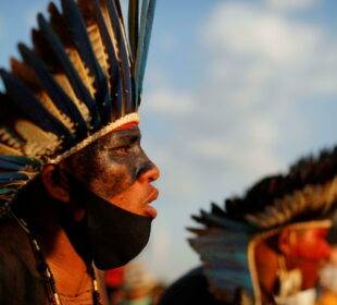 Indígenas brasileños + soberanía en territorios ancestrales + noticias de Ecuador