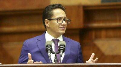 Defensor del pueblo es destituido y censurado por la Asamblea - Noticias de Ecuador