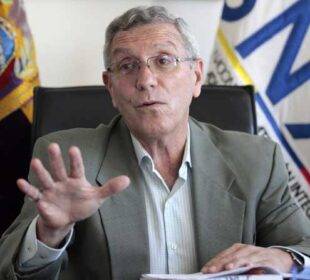 Fausto Cobo deja el SNAI para encargarse del Centro de Inteligencia Estratégica - Noticias de Ecuador