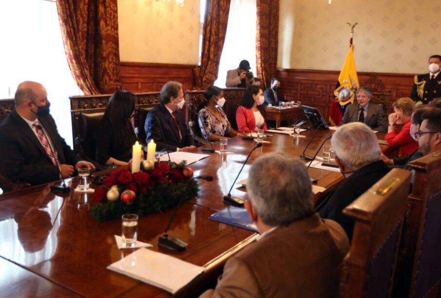 Reunion Guillermo Lasso con GAFI - Noticias Ecuador