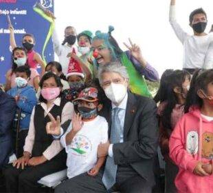 Lasso con niños - Noticias Ecuador