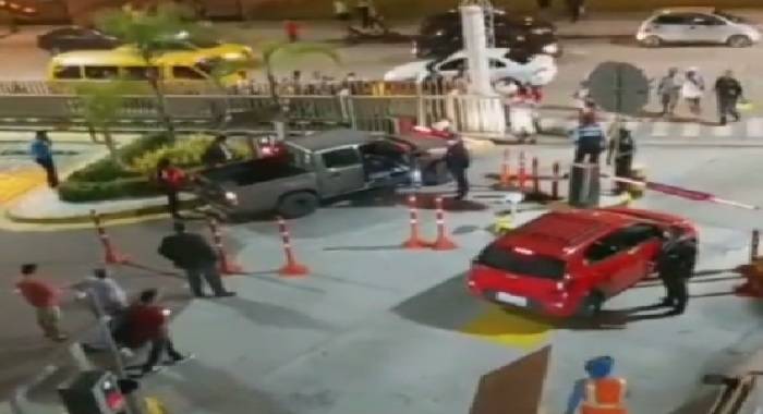 Sicariato en centro comercial de Guayaquil - Noticias de Ecuador