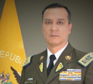 Carlos Cabrera es el nuevo comandante general de la policía nacional - Noticias de Ecuador}