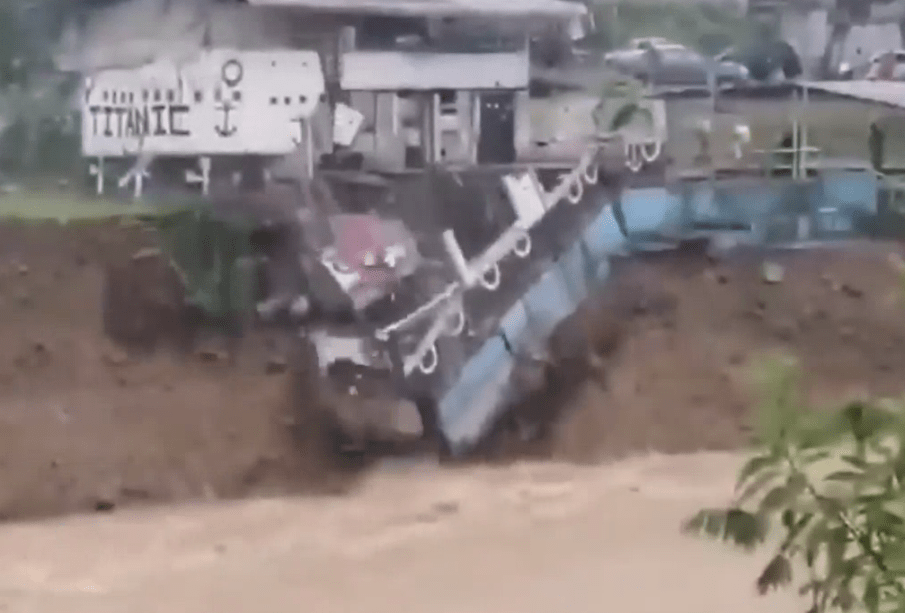 Colapsa una vivienda en el río Cristal - Noticias de Ecuador