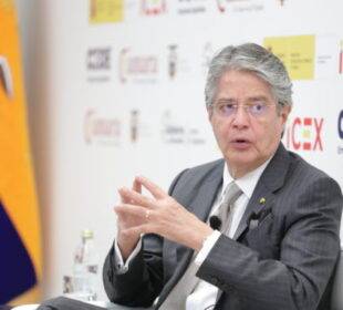 Lasso viaja a China para renegociar deuda y buscar acuerdos comerciales-Noticias Ecuador