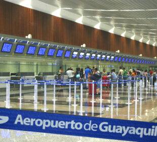 Requisitos sanitarios para entrar a Ecuador por avion-Noticias Ecuador