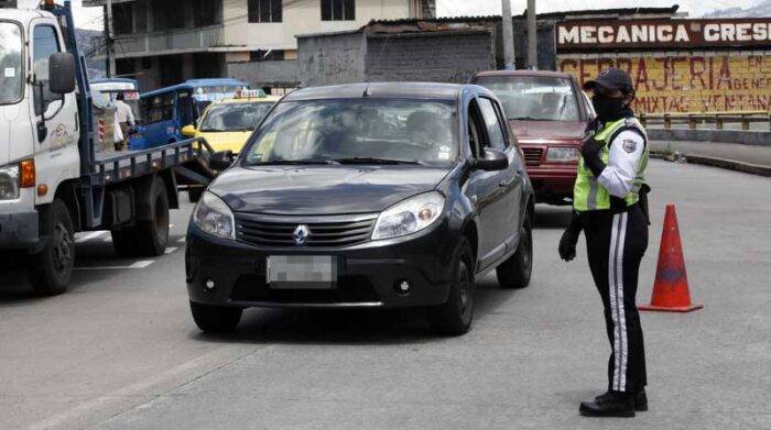 Pico y placa en Quito por retorno obligatorio a clases-Noticias Ecuador