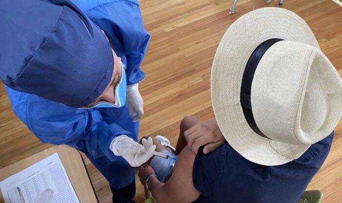 Vacunados en agosto de 2021 ya podrán recibir dosis de refuerzo-Noticias Ecuador