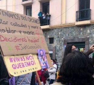 Represiones policiales en el Día de la Mujer-Noticias Ecuador