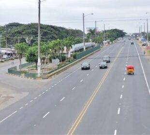 Contraflujo en vía a la Costa - Noticias de Ecuador