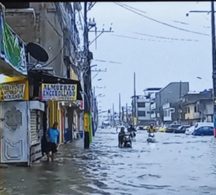 Inundaciones por marea alta en Guayaquil