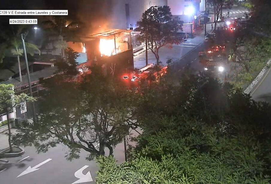 Incendio en discoteca en Urdesa - Noticias de Ecuador