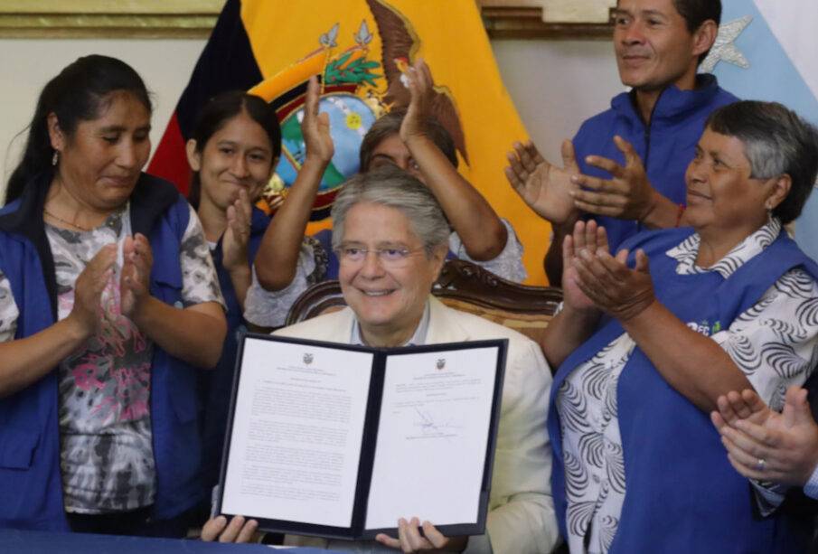 Presidente - Decreto - Impuestos - Nacional